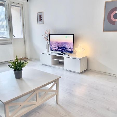 Lovely Central Apartment Helsinki Bagian luar foto