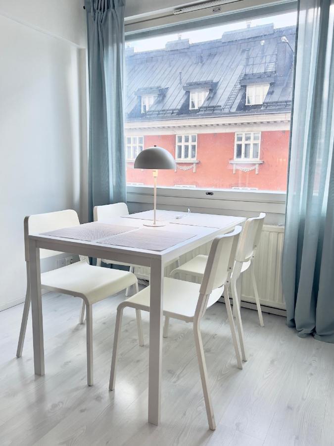 Lovely Central Apartment Helsinki Bagian luar foto